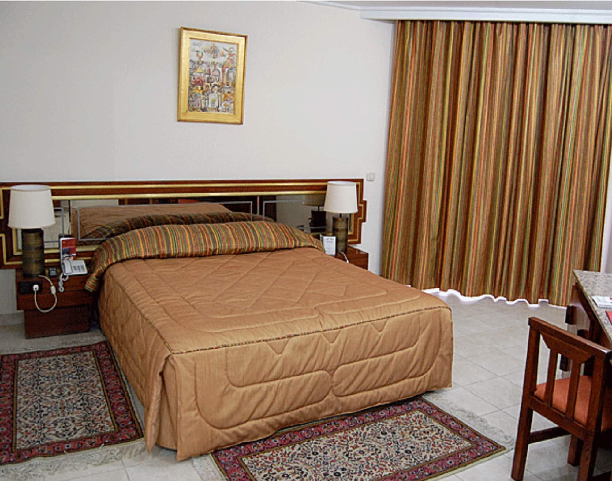 Diplomat Hotel Tunis Exteriör bild