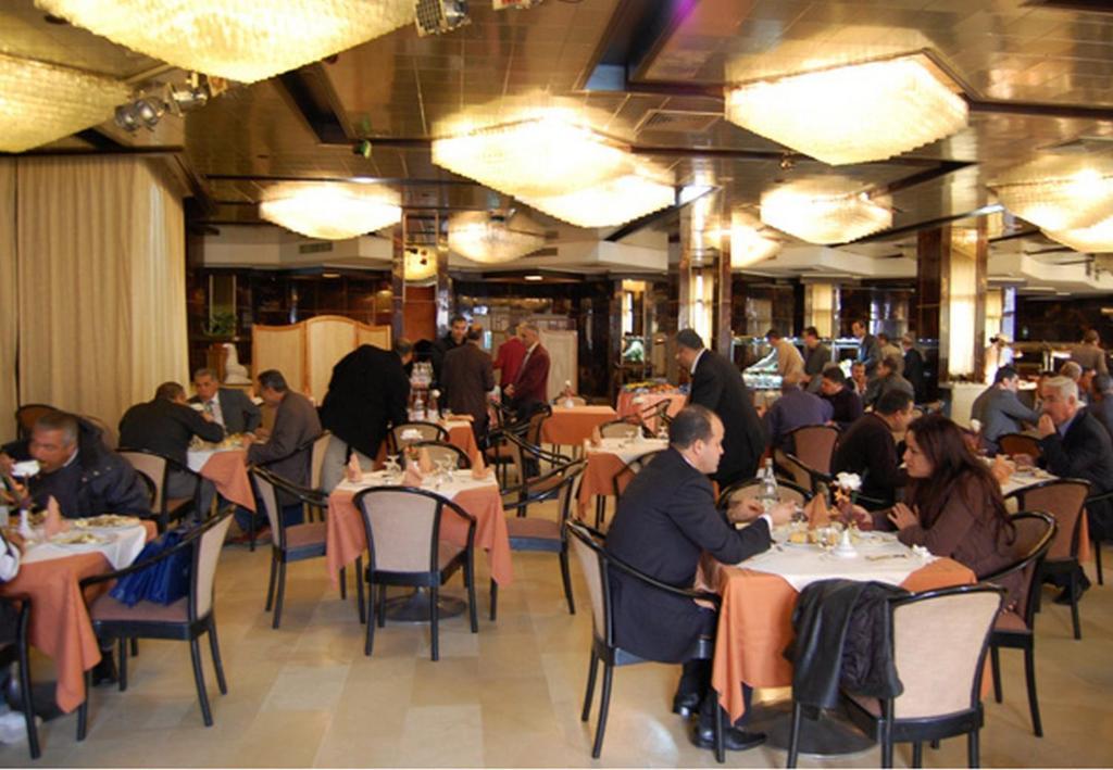 Diplomat Hotel Tunis Exteriör bild